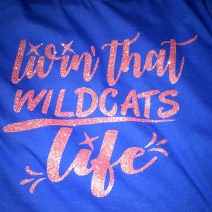 “i’m living that kentucky life” shirt